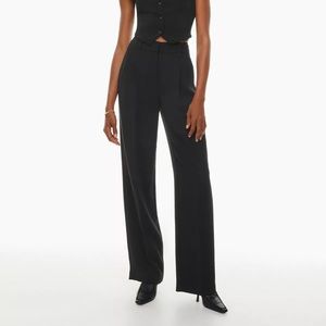 Aritzia Wilfred The Effortless Pant (Crepette, SZ 6 TALL)